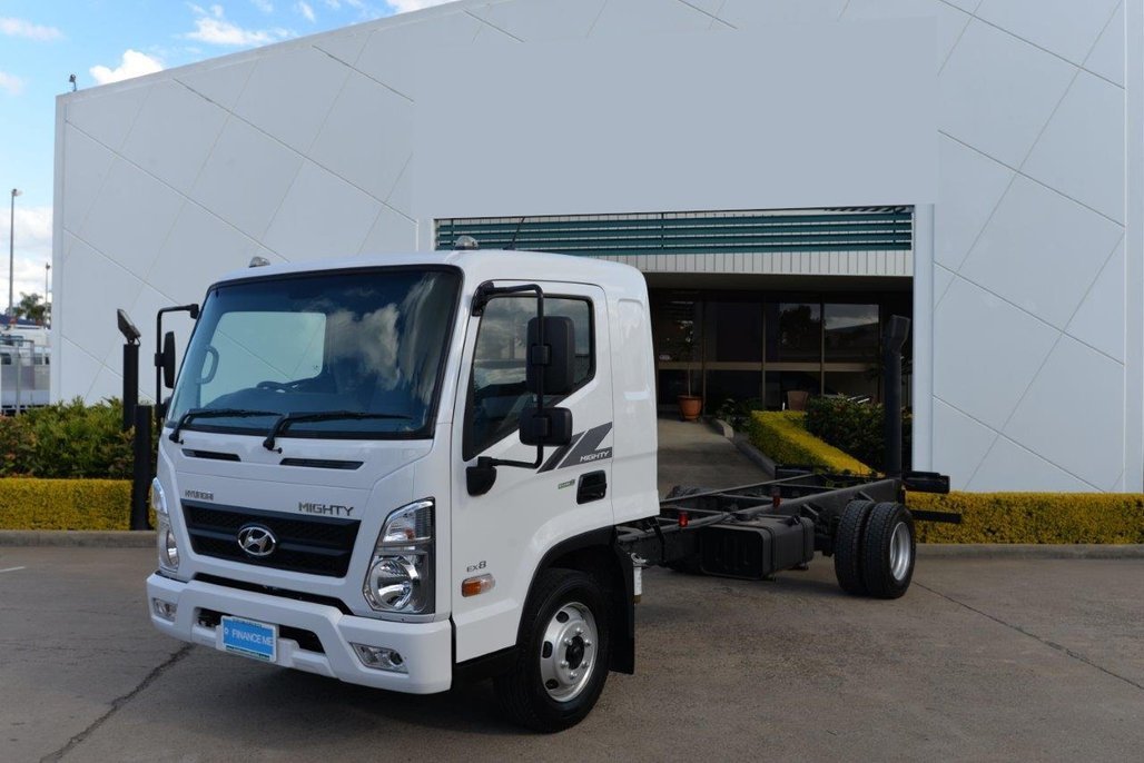 2025 Hyundai Ex8 Elwb image 14