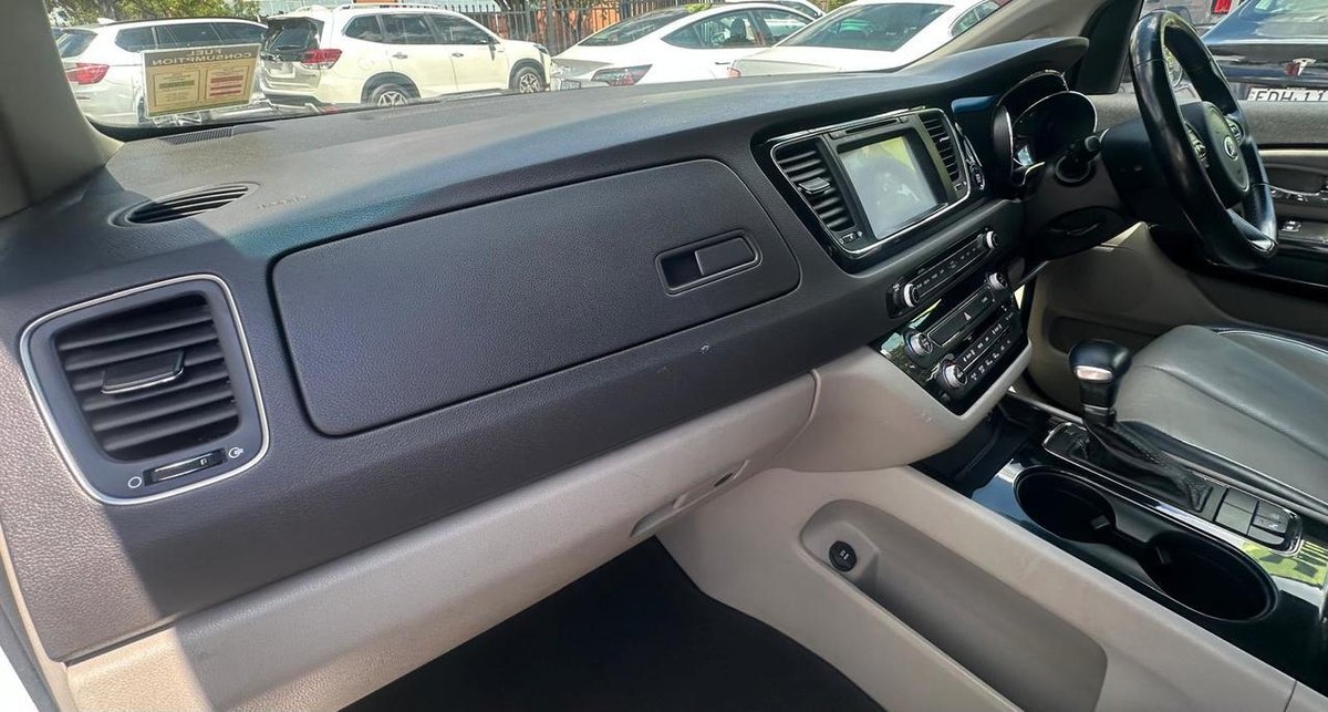 2017 Kia Carnival SLi YP MY17 image 14