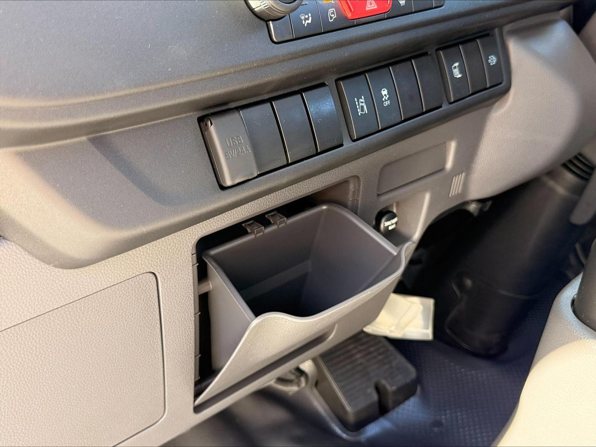 2026 Isuzu N Series image 25