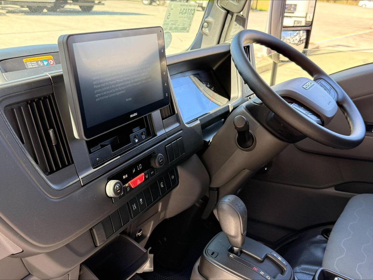 2026 Isuzu N Series image 27