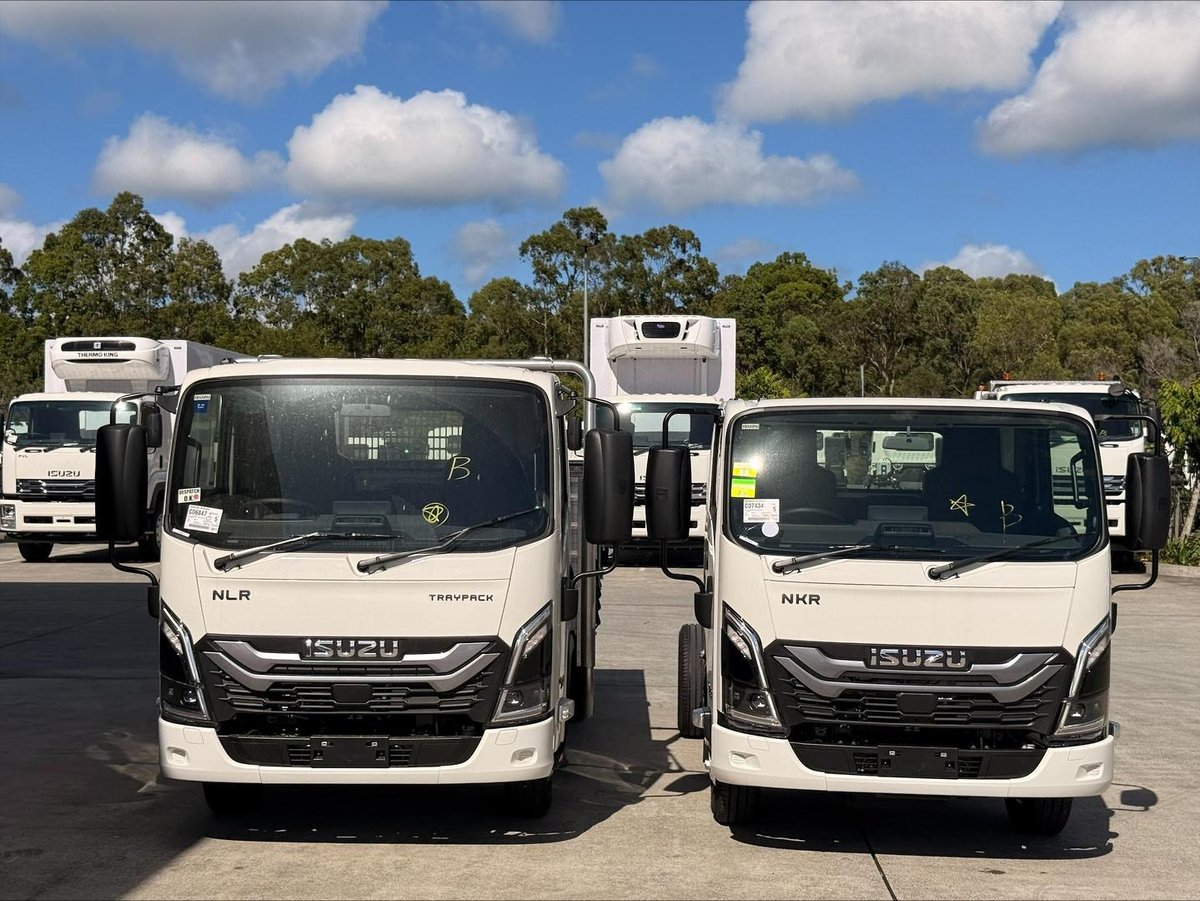 2026 Isuzu N Series image 15