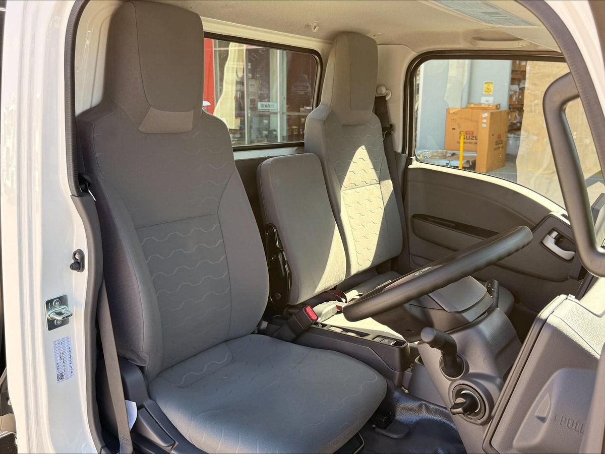 2026 Isuzu N Series image 19
