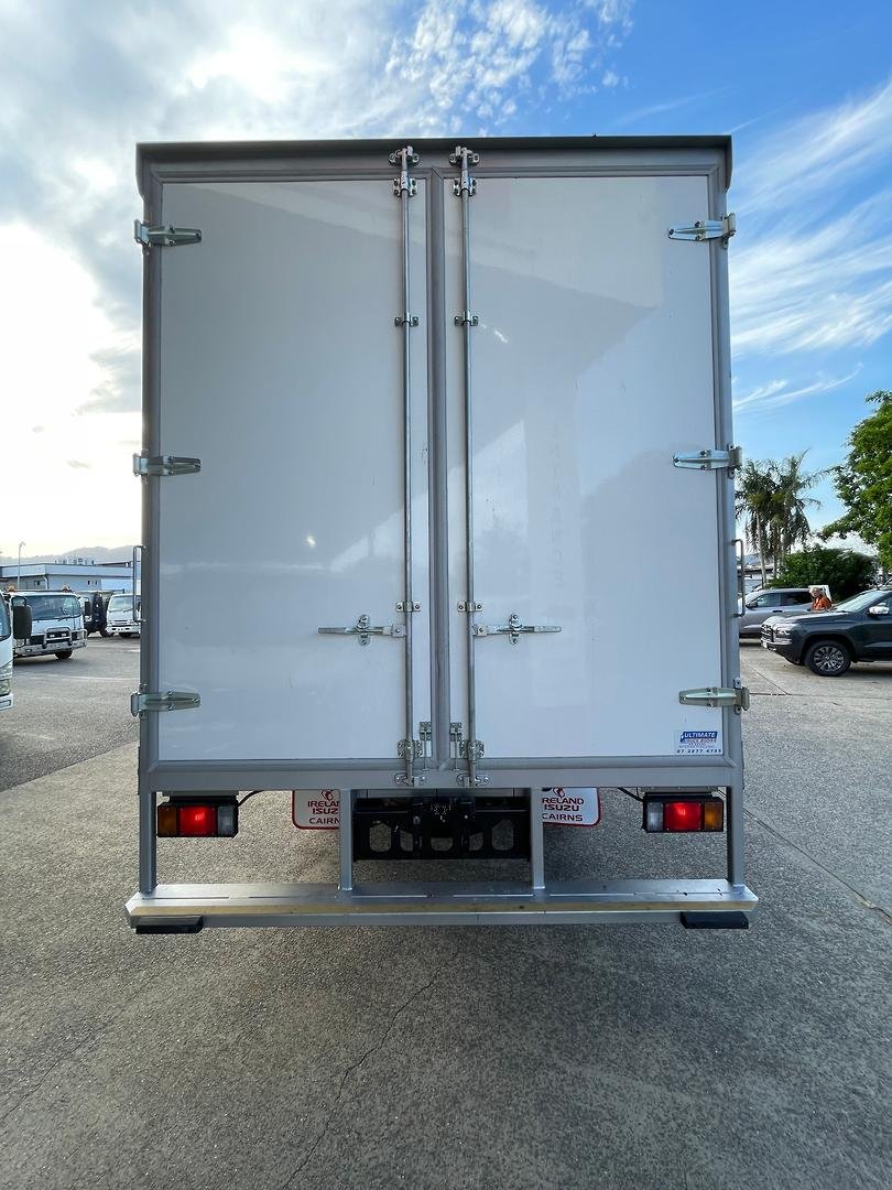 2025 Isuzu F Series FRR110-240 image 8