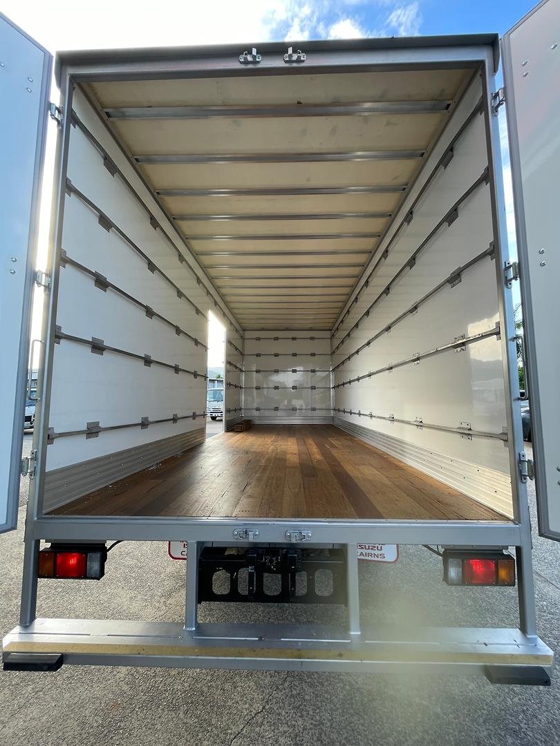 2025 Isuzu F Series FRR110-240 image 9