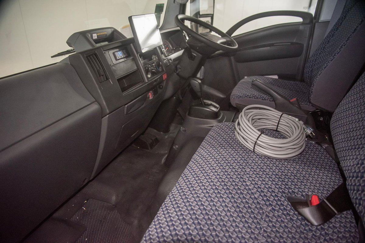 2025 Isuzu N Series NNR 45 150 image 10