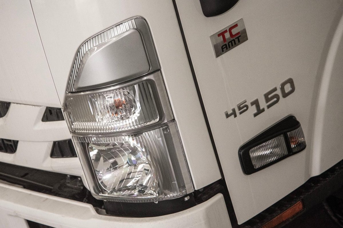 2025 Isuzu N Series NNR 45 150 image 24