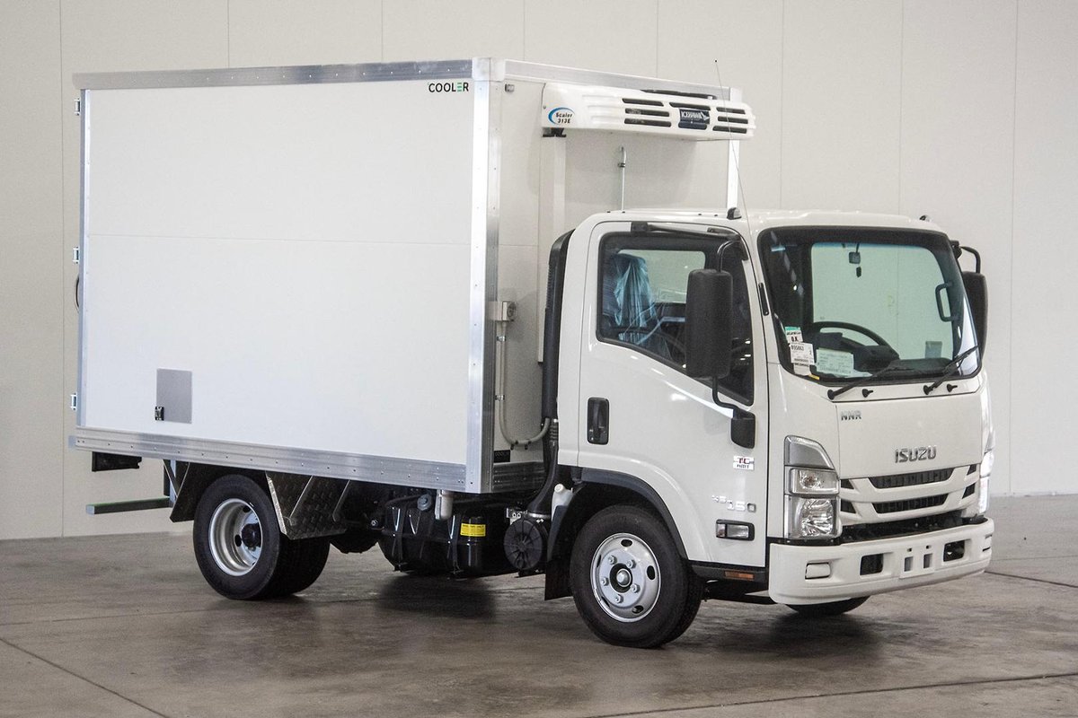 2025 Isuzu N Series NNR 45 150 image 5
