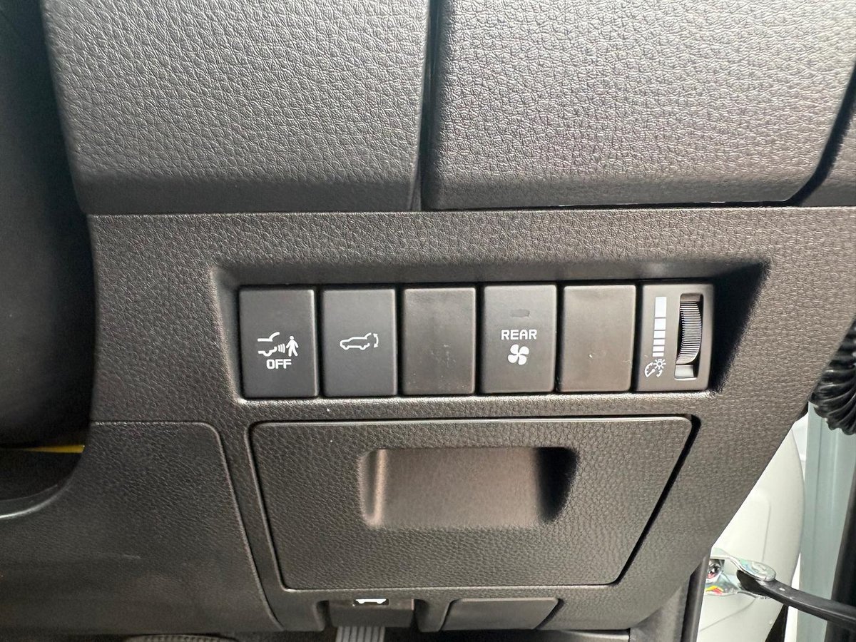 2026 Isuzu MU-X LS-T MY25.5 4X4 Dual Range image 15