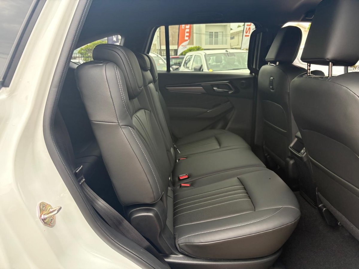 2026 Isuzu MU-X LS-T MY25.5 4X4 Dual Range image 28