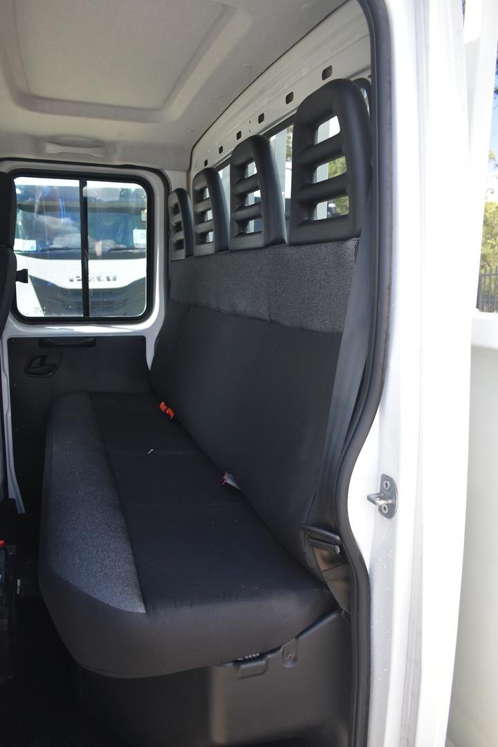 2023 Iveco Daily 70c18 image 11