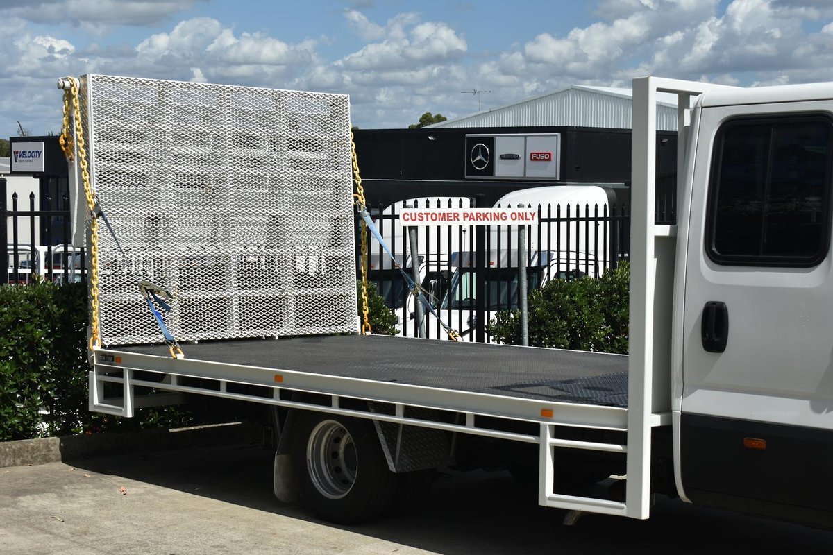 2023 Iveco Daily 70c18 image 3