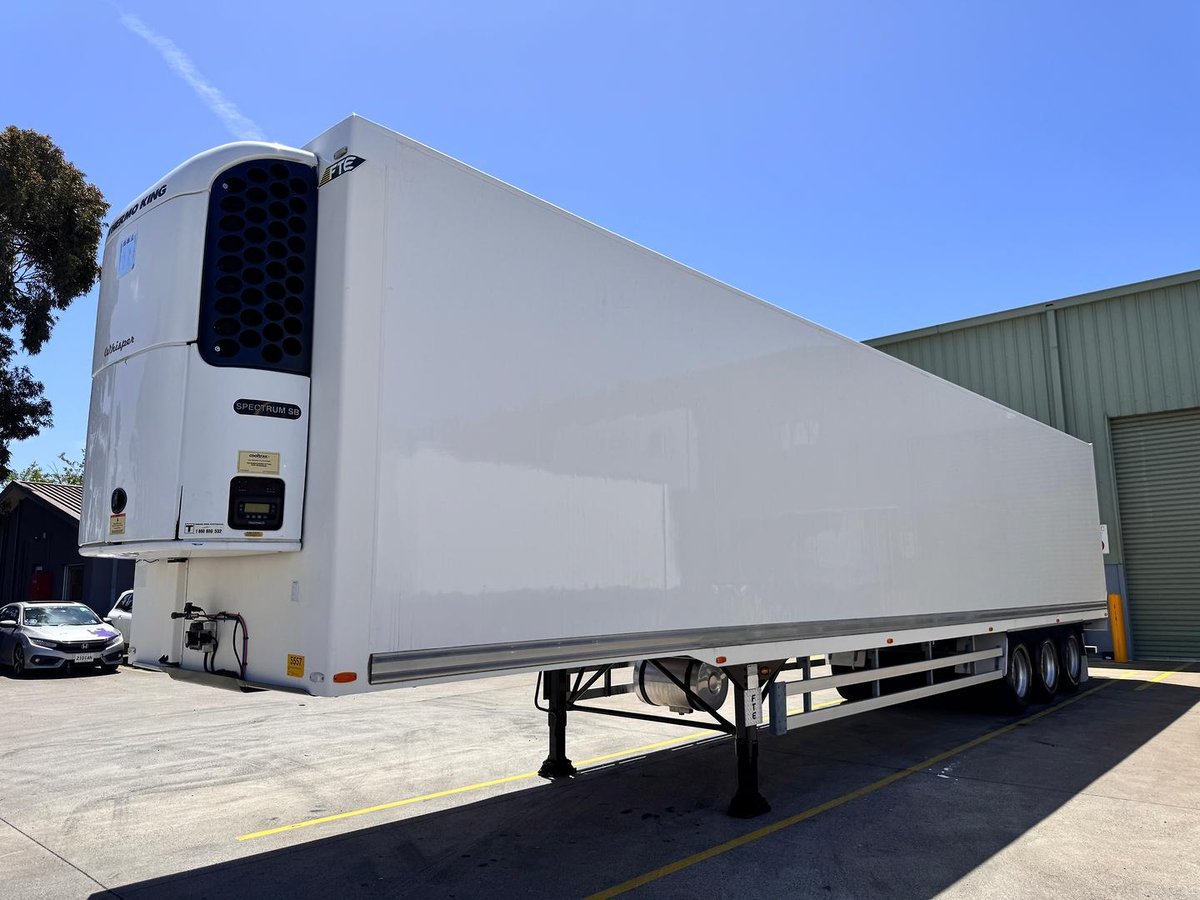 2014 FTE St3 24 Pallet -28 Freezer, Rear Evap Roller Door, 4.2M