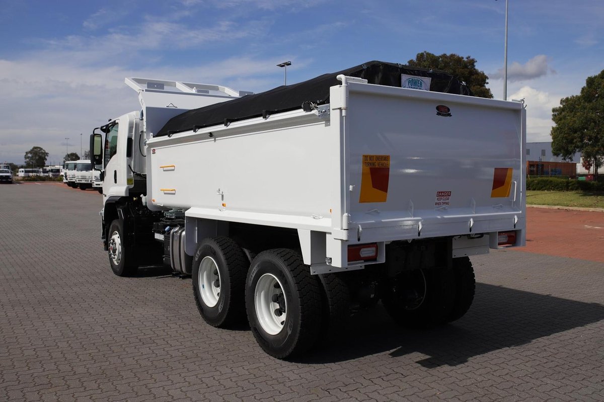 2025 Isuzu Fvz 260-300 Auto 6X4 Tipper image 15