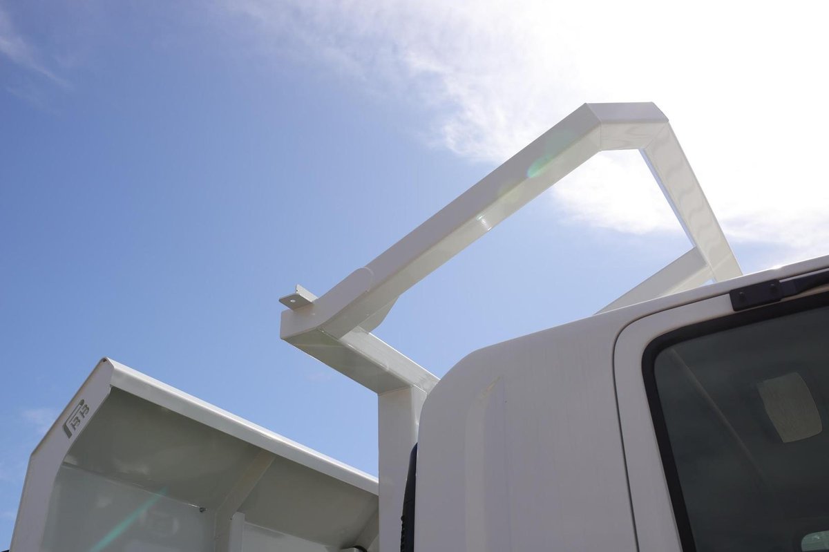 2025 Isuzu Fvz 260-300 Auto 6X4 Tipper image 7