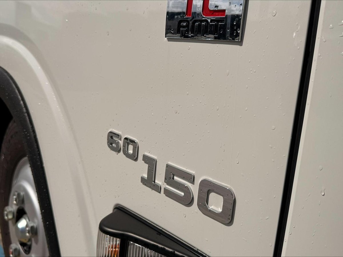 2025 Isuzu N Series image 10