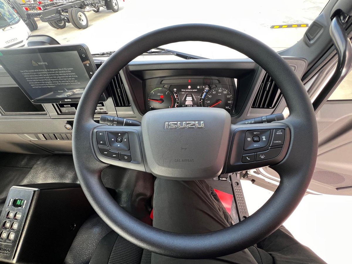 2025 Isuzu F Series FXY 260-355 AT R63 image 19