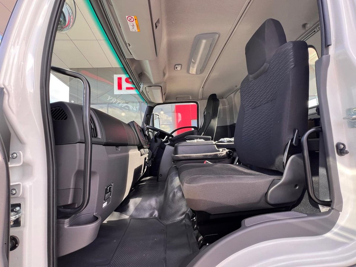 2025 Isuzu F Series FXY 260-355 AT R63 image 24