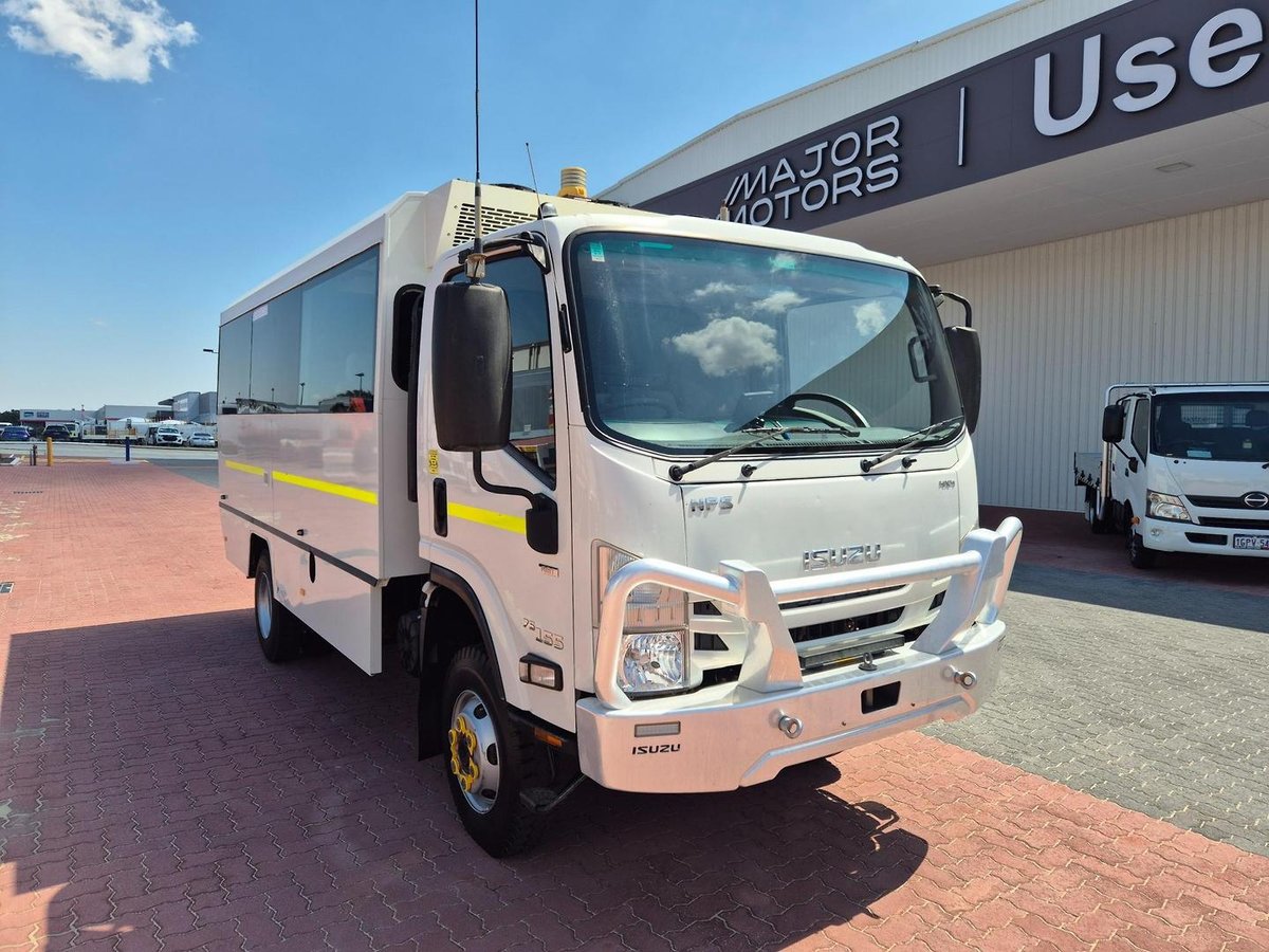 2020 Isuzu Nps75-155 Amt 4X4 Coach 18 Seat Bus image 22