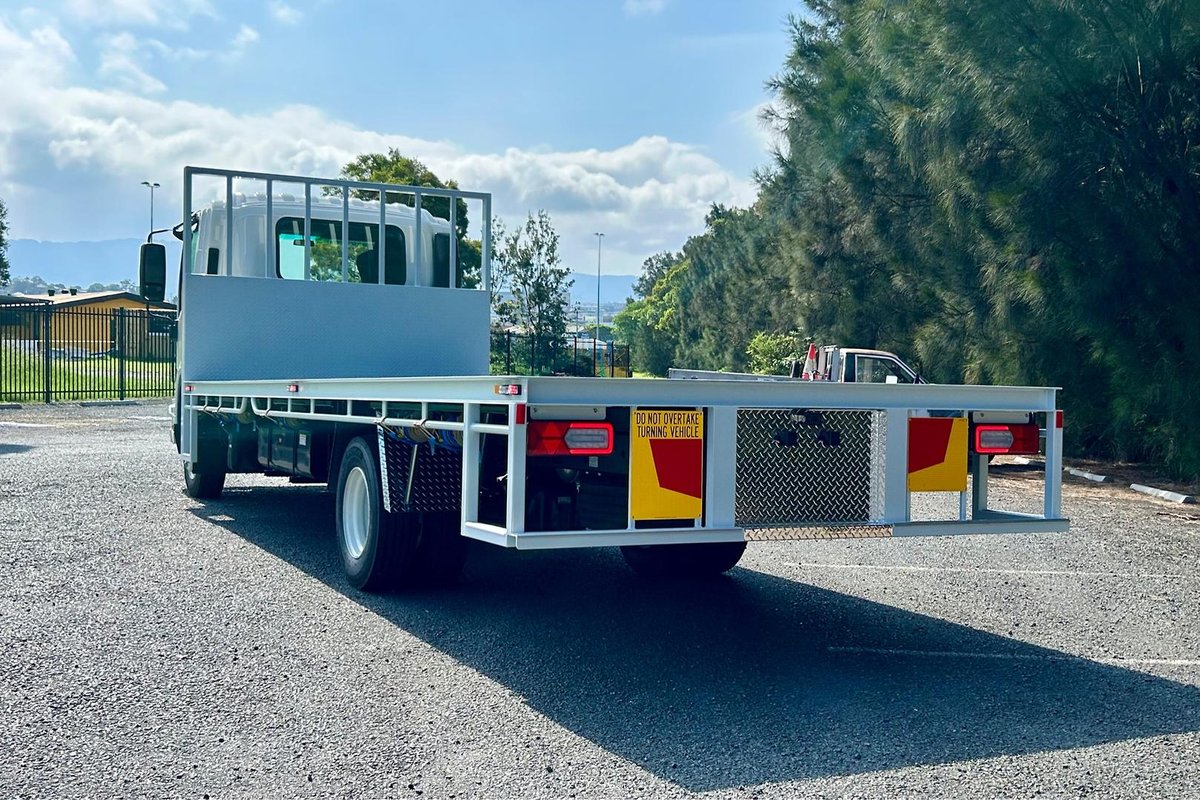 2025 Isuzu F Series FRR 110-240 AM R52 image 4