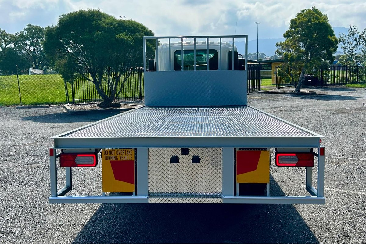 2025 Isuzu F Series FRR 110-240 AM R52 image 5