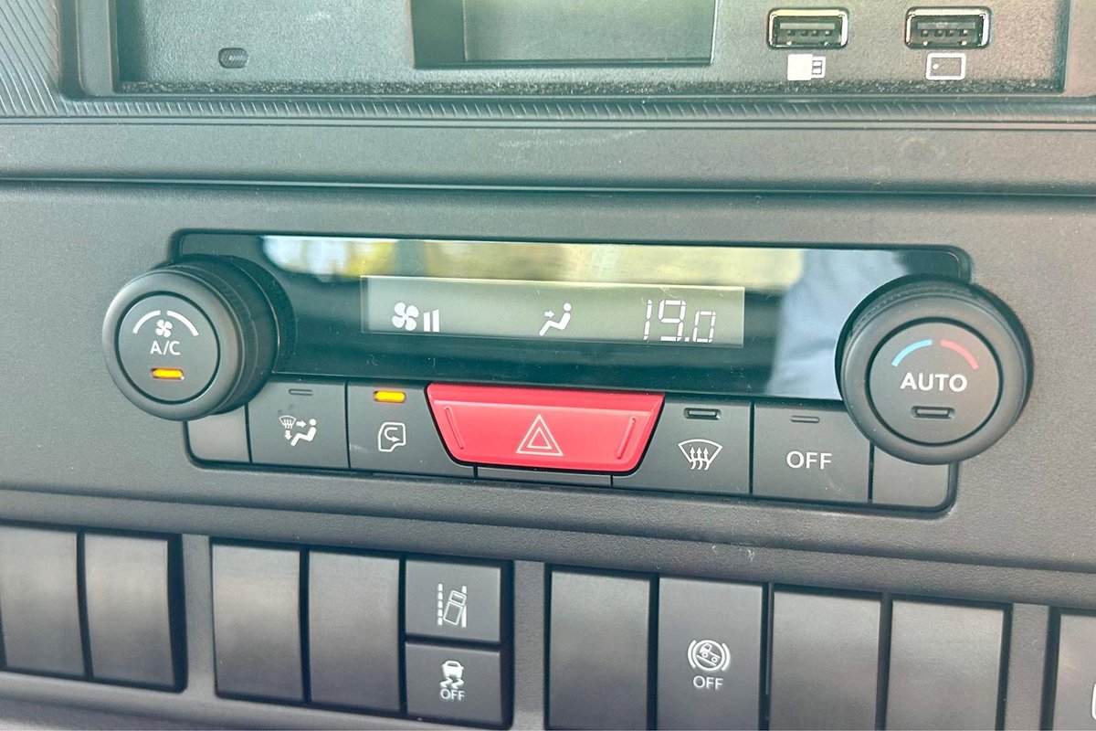 2025 Isuzu F Series FRR 110-240 AM R52 image 20