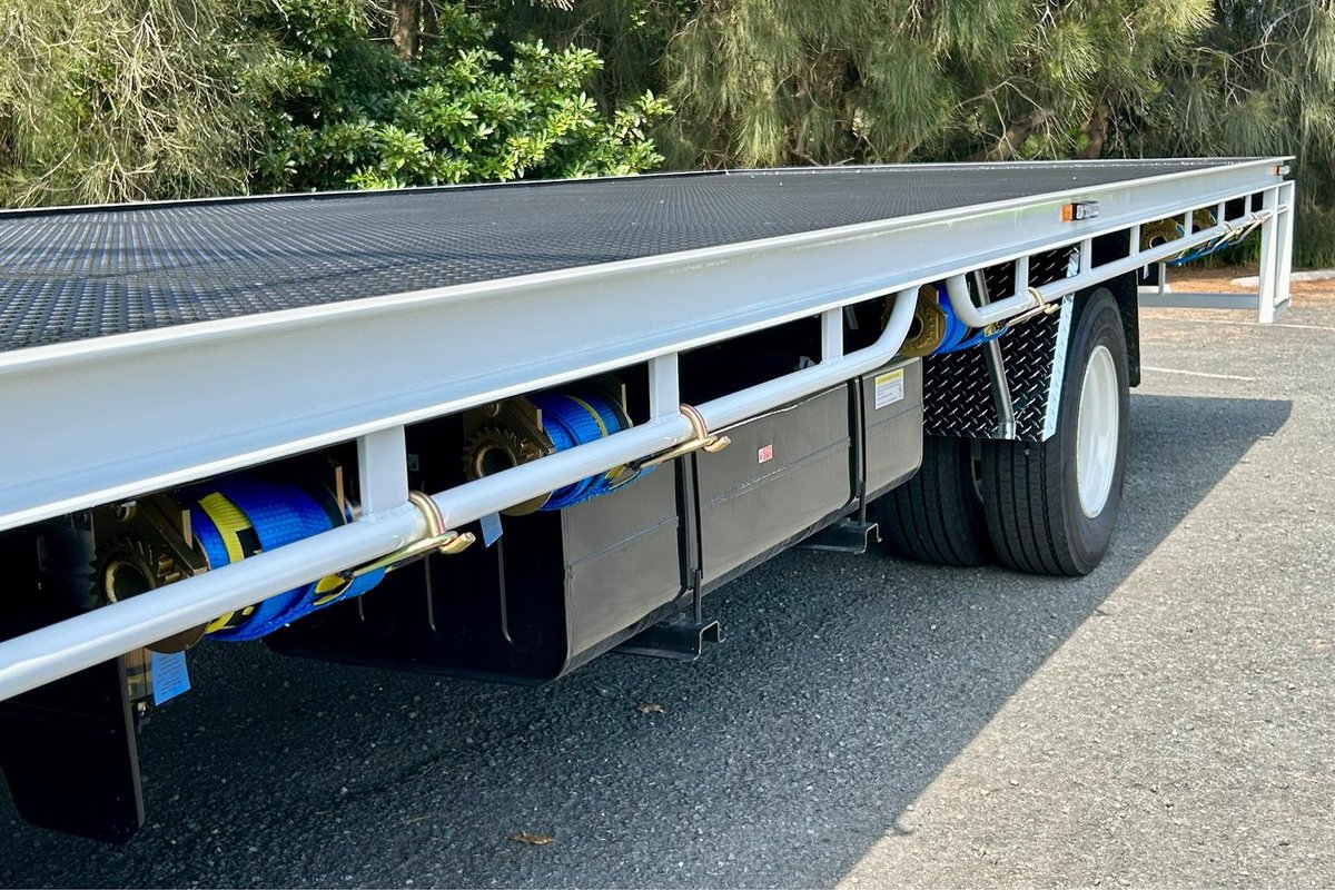 2025 Isuzu F Series FRR 110-240 AM R52 image 13