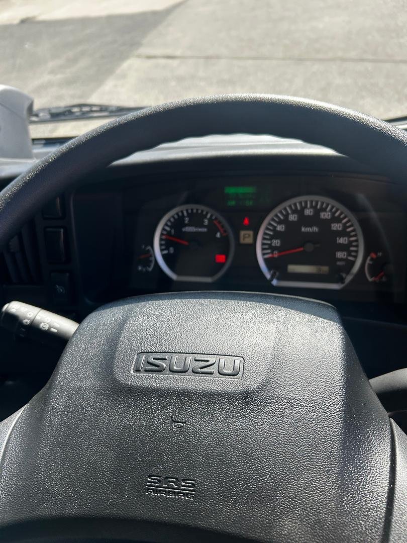 2024 Isuzu N Series NNR 55/45-150 Traypack image 7