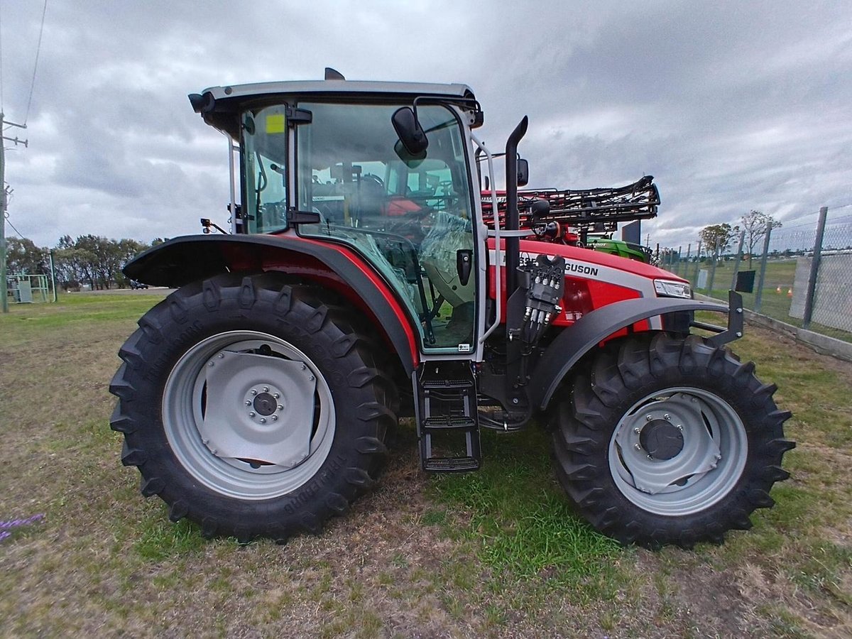 2025 Massey Ferguson 5M.95 Cab image 6