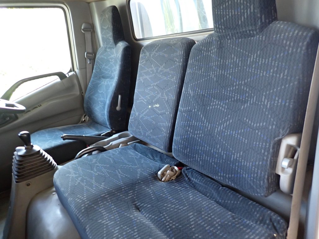 2012 Hino 300 617 image 15