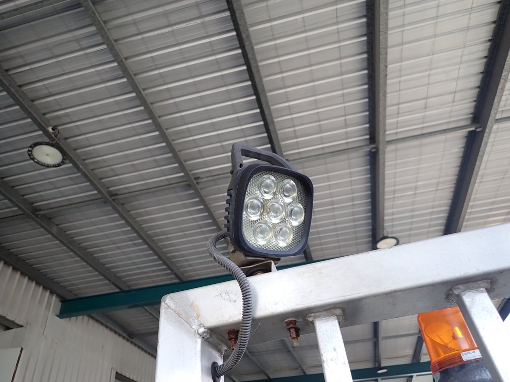2012 Hino 300 617 image 20