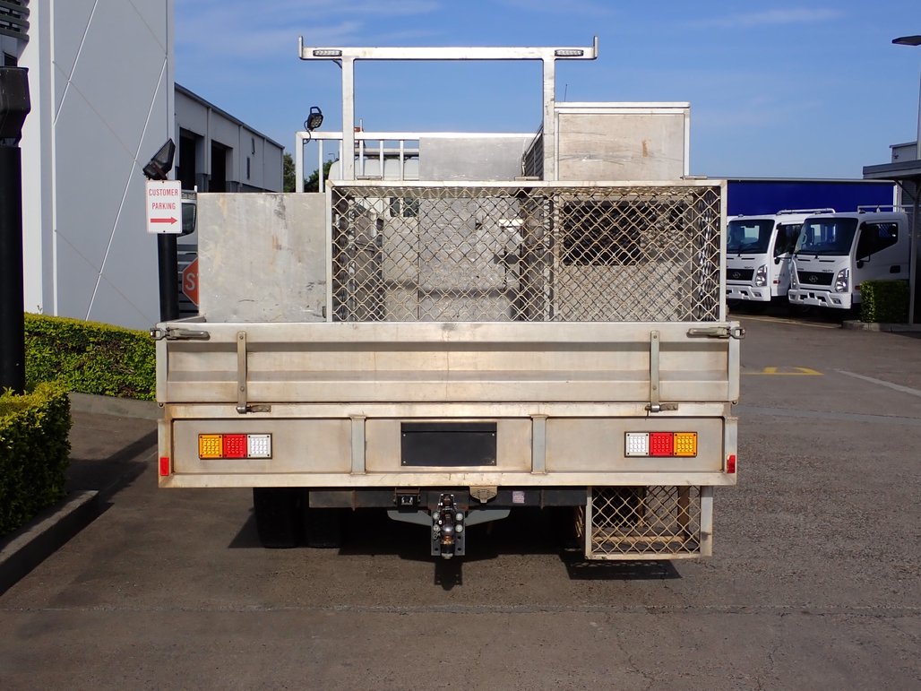 2012 Hino 300 617 image 8