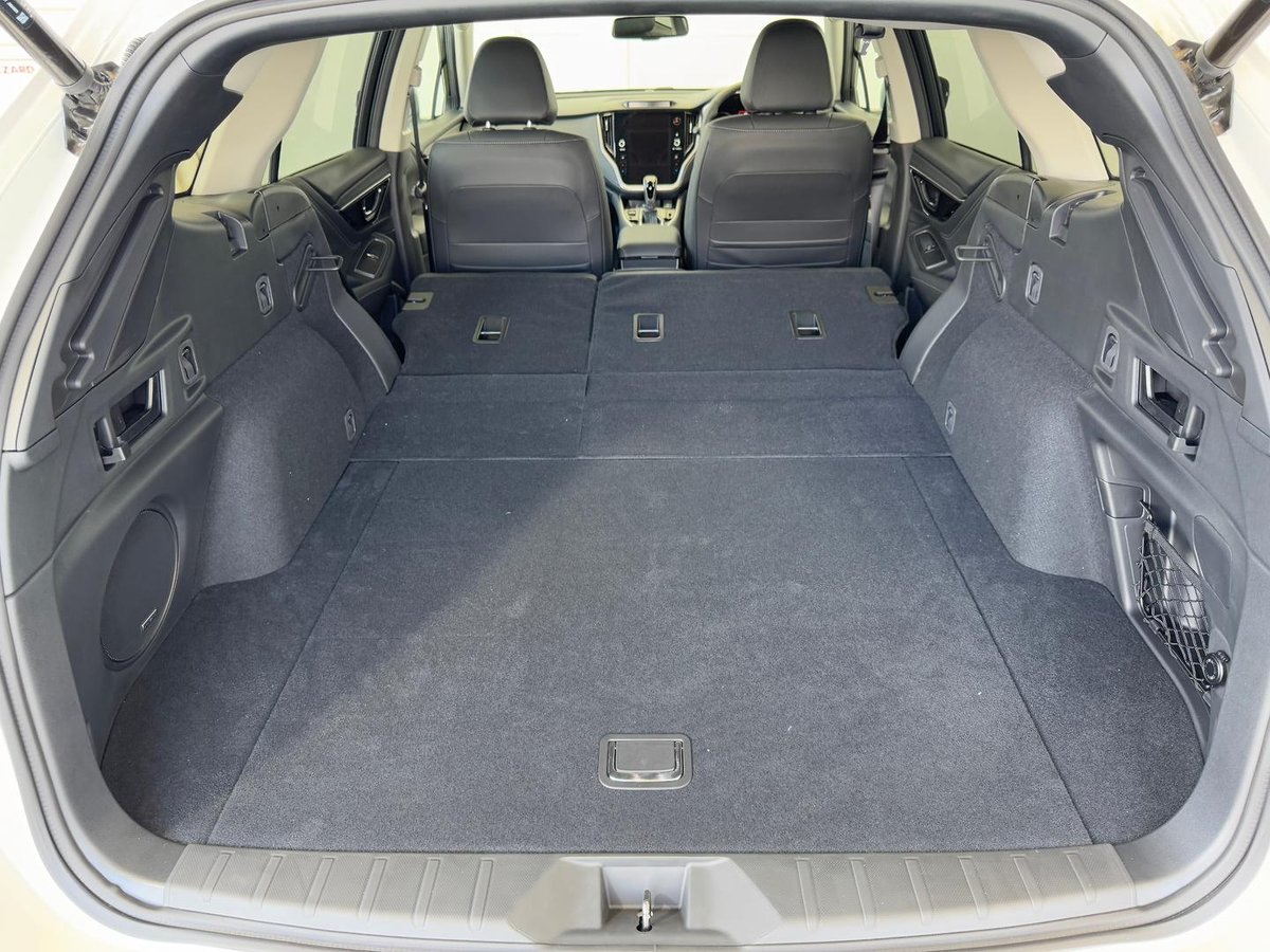 2025 Subaru Outback AWD Touring 6GEN MY25 AWD image 11