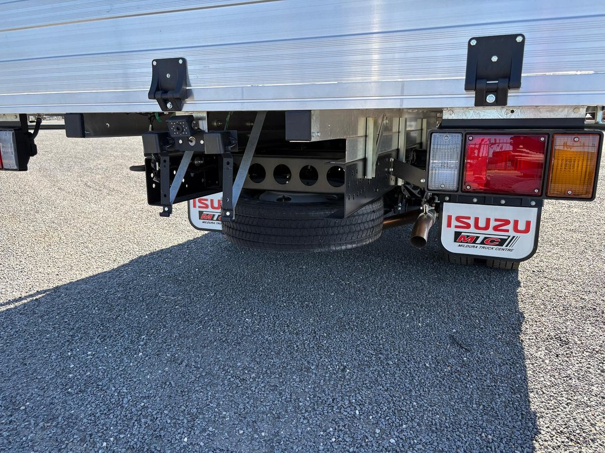 2024 Isuzu Nnr Amt Mwb image 11