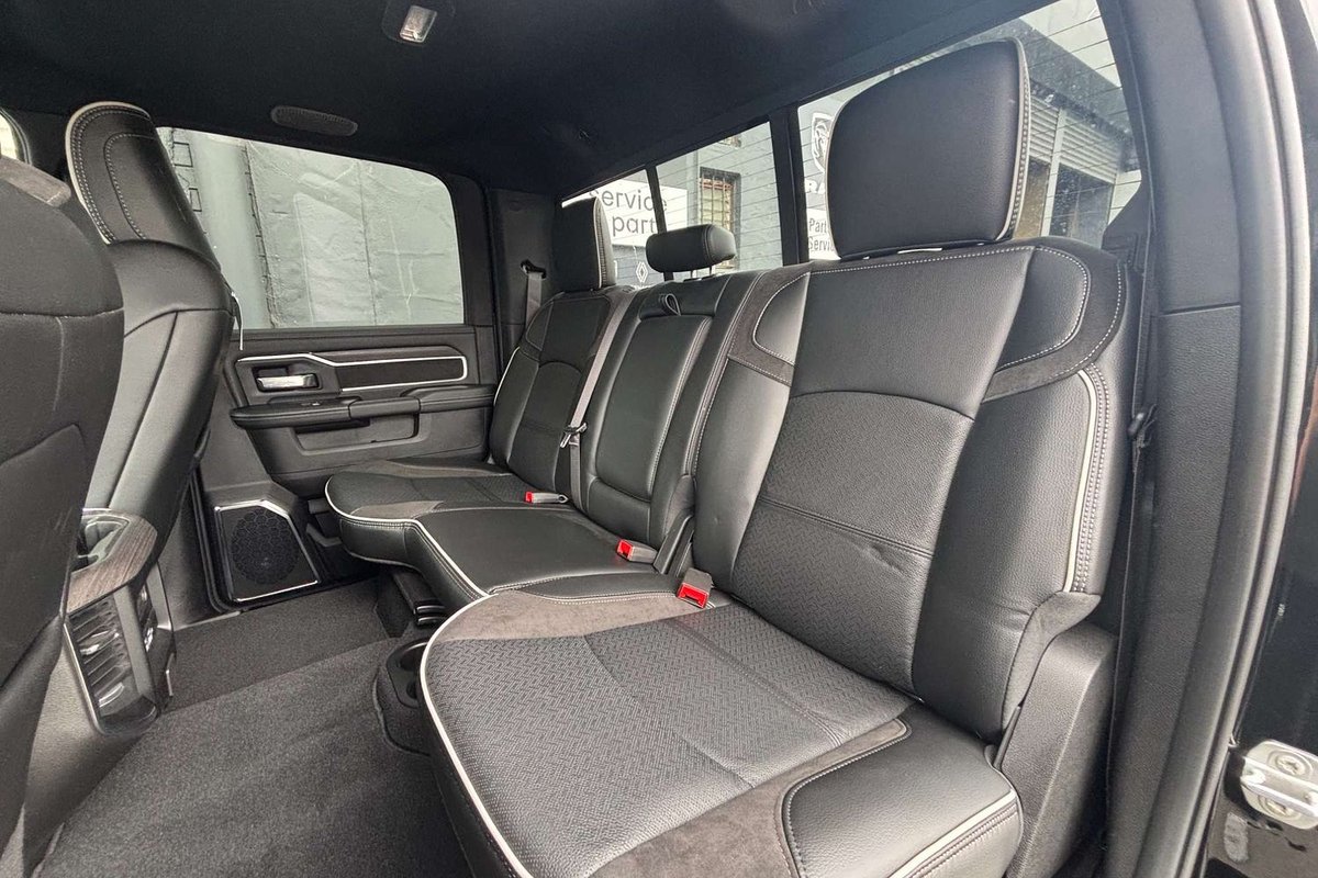 2025 RAM 2500 Laramie DJ MY25 4X4 Dual Range image 10