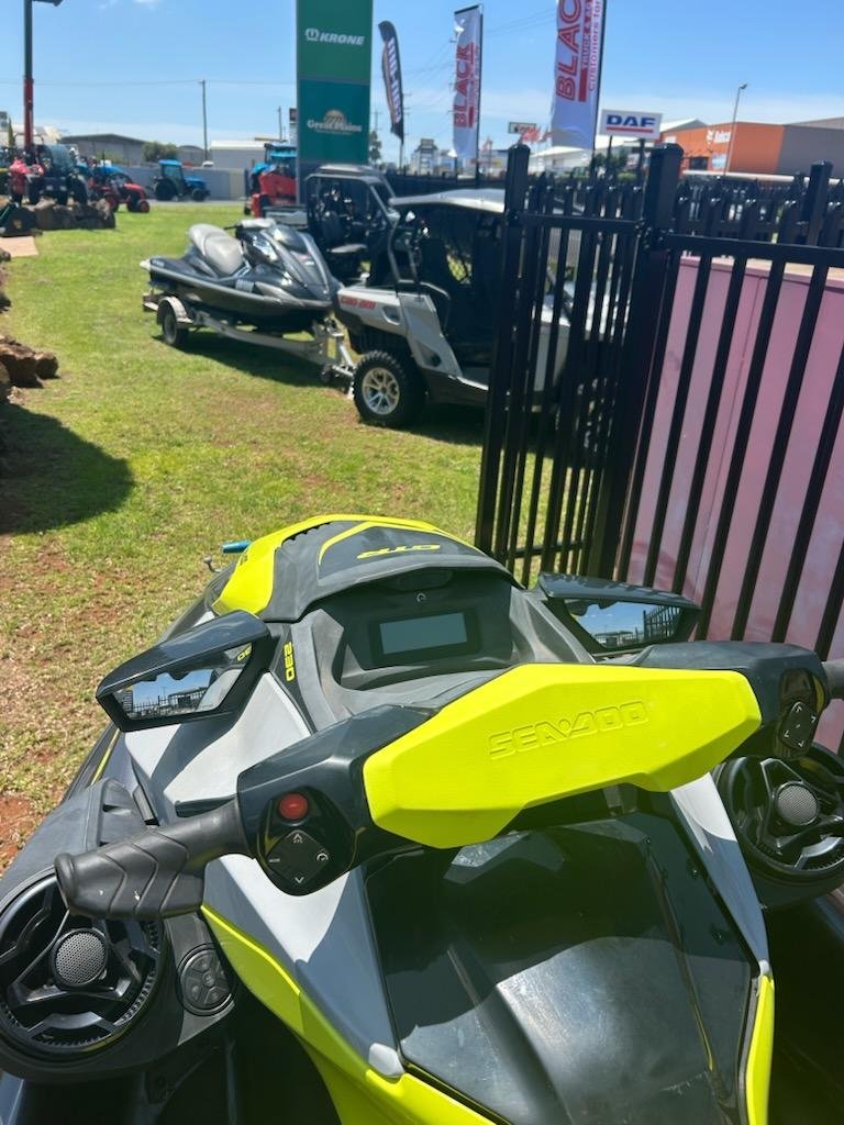 2021 Sea-doo Gtr 230 image 2