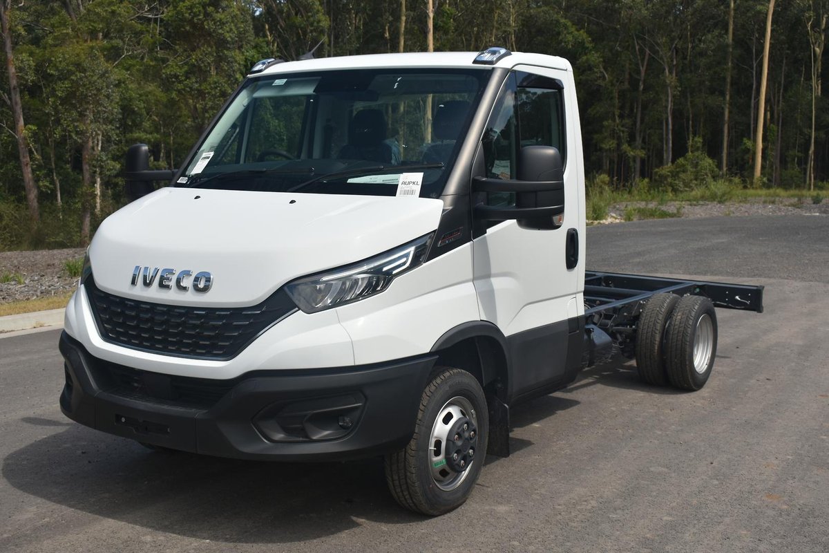 2023 Iveco Daily 50C18 image 3