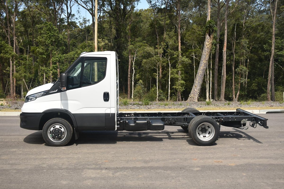 2023 Iveco Daily 50C18 image 4