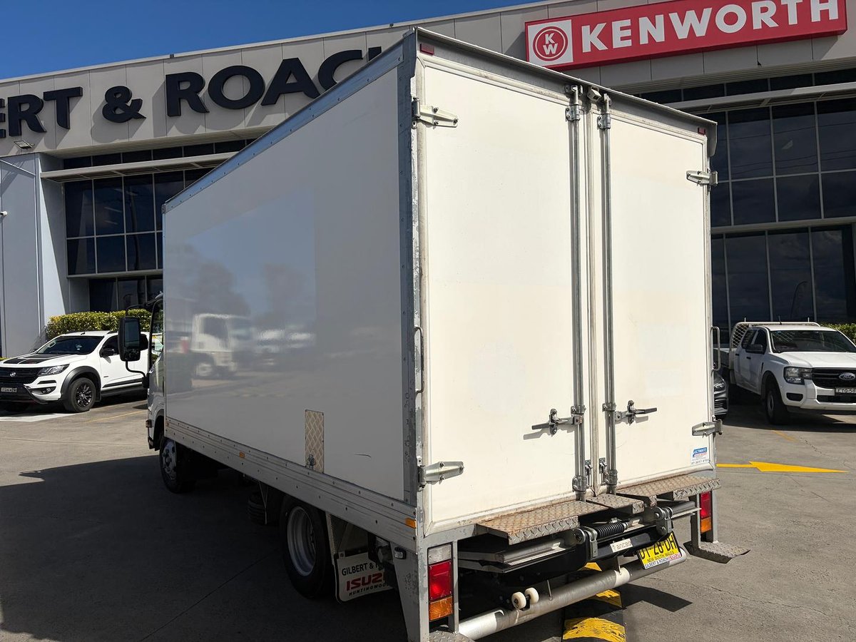 2022 Isuzu N Series NNR 45-150 image 7