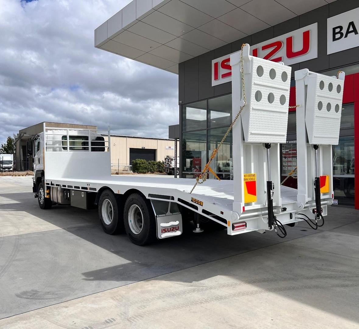 2025 Isuzu F Series FXY 260-355 AT R63 image 5