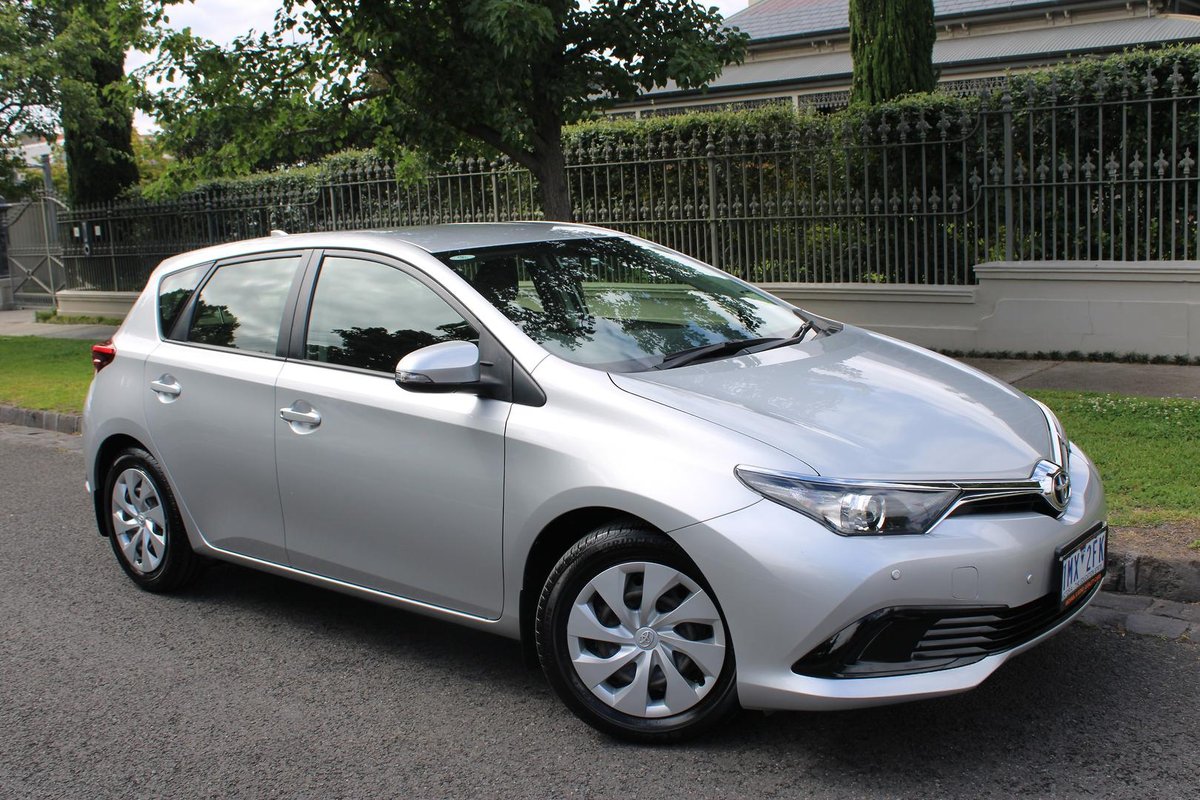 2018 Toyota Corolla Ascent ZRE182R Silver Pearl