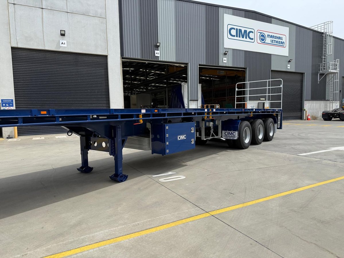 2026 CIMC 45' Flat Top With Twist Locks image 4