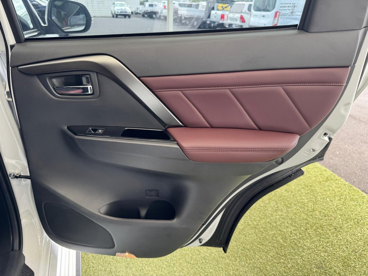 2024 Mitsubishi Pajero Sport GSR QG MY25 4X4 Dual Range image 18