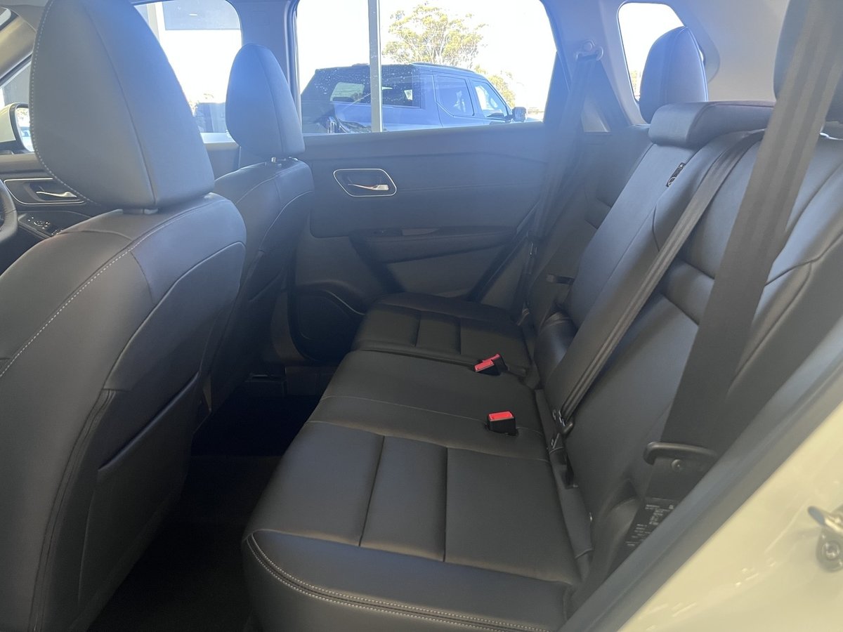 2025 Nissan X-TRAIL image 17