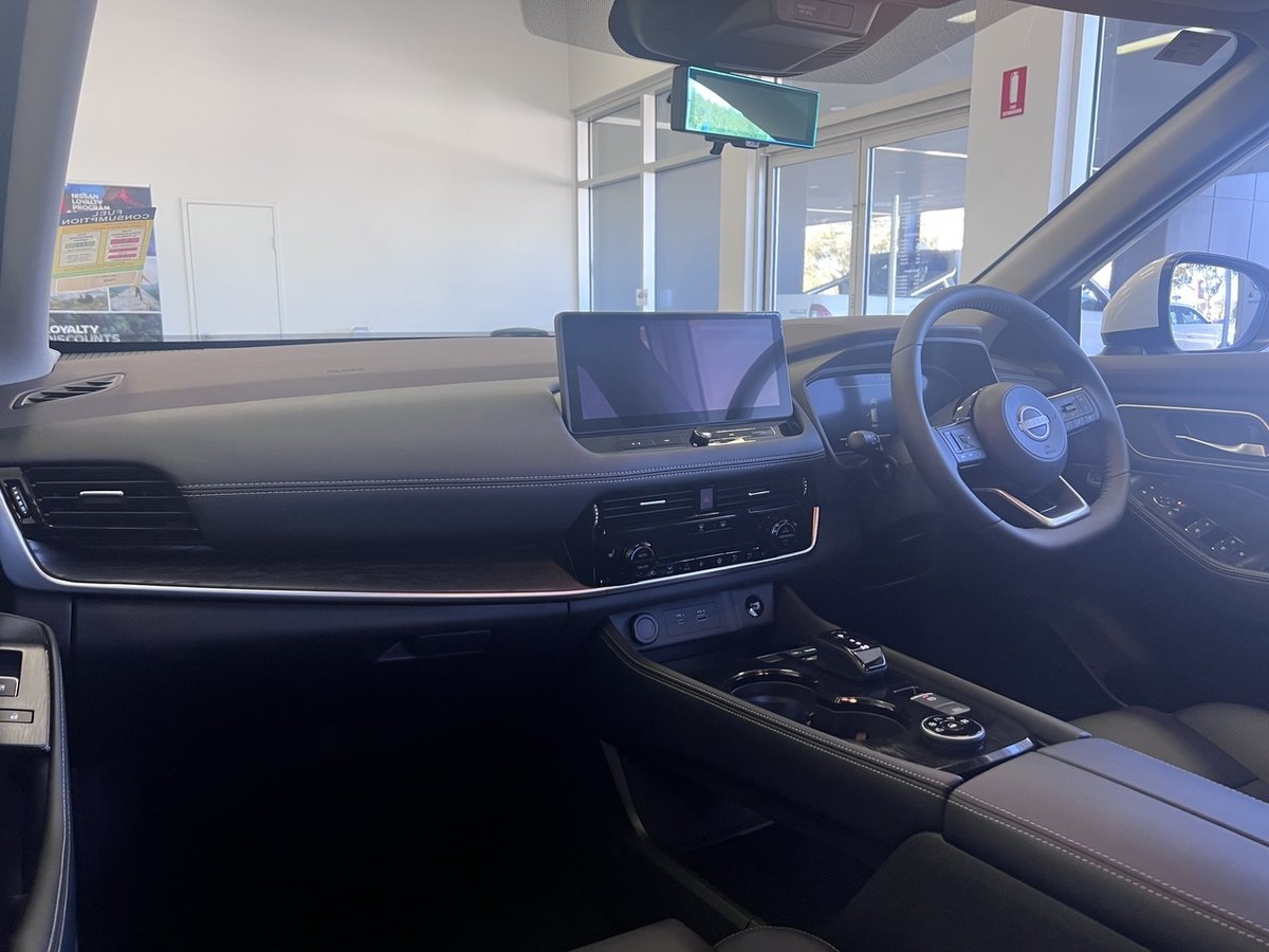 2025 Nissan X-TRAIL image 18