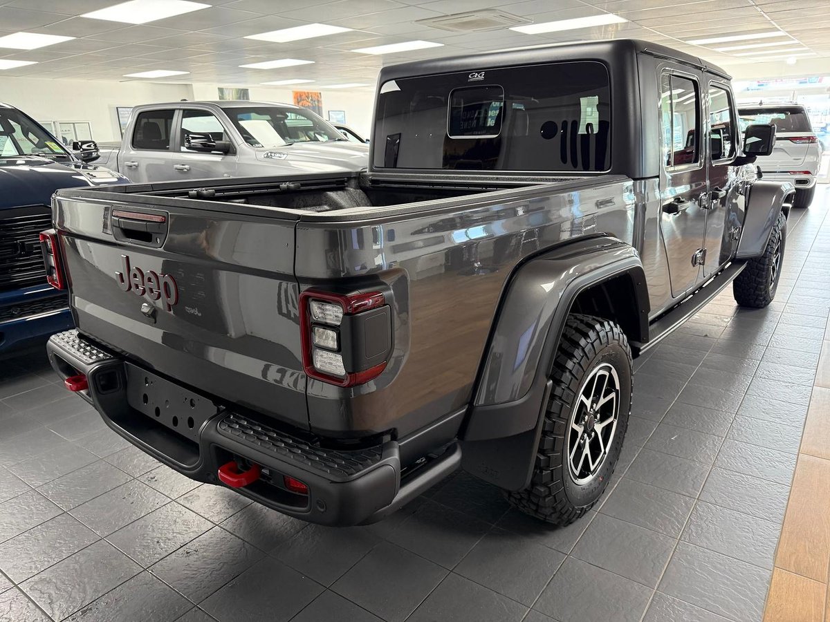 2025 Jeep Gladiator Rubicon JT MY25 4X4 Dual Range image 9