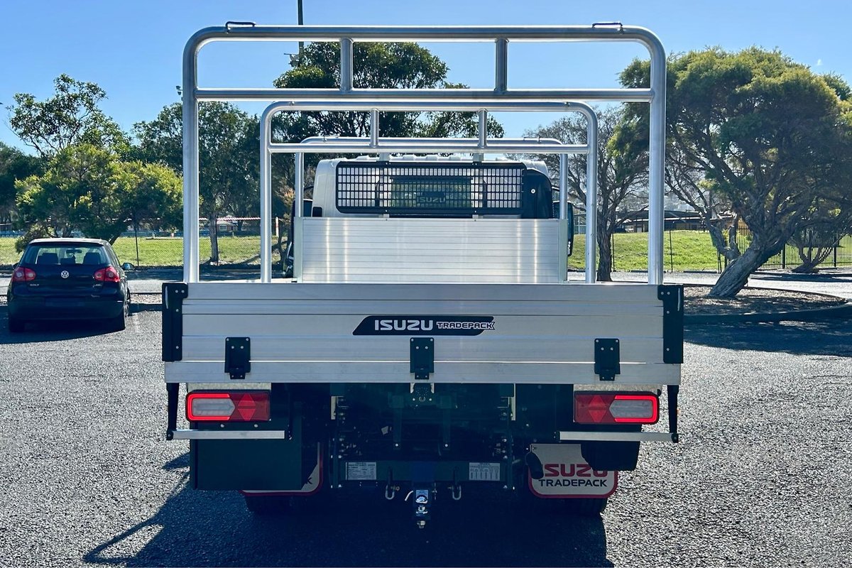 2026 Isuzu N Series NPR 45/65-175 MT D28 Tradepack image 4