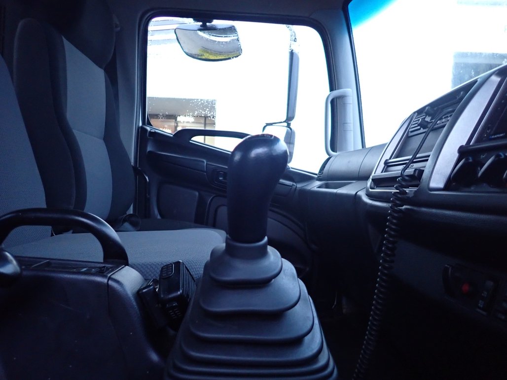 2017 Hino Fg 1628 image 12