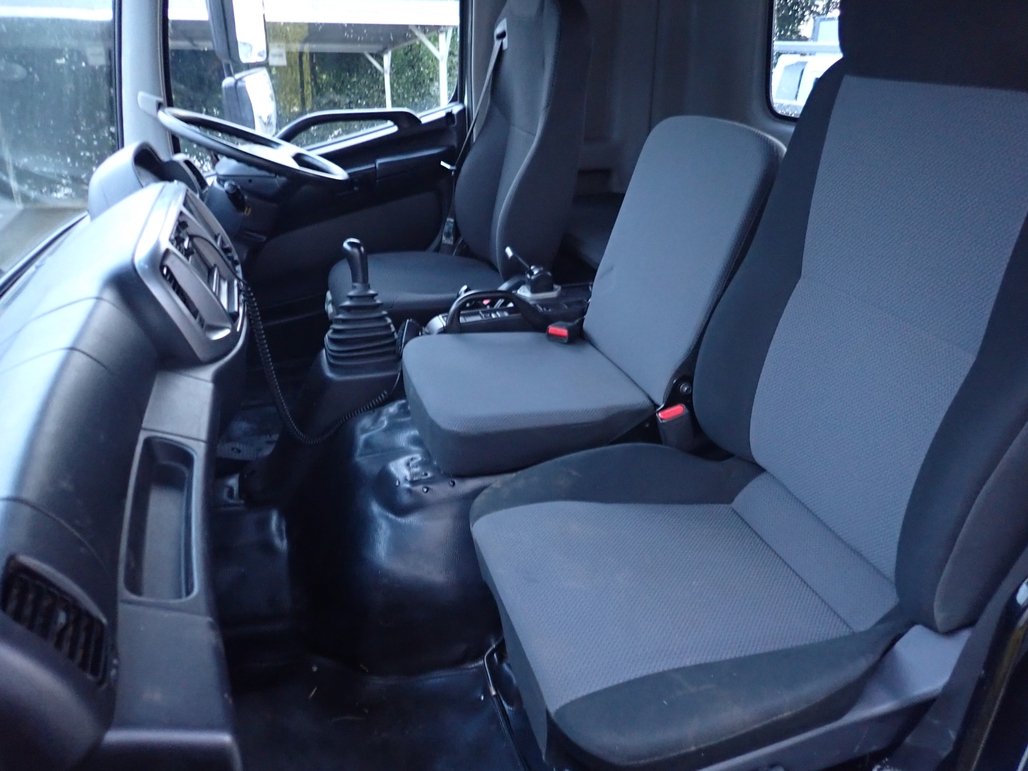 2017 Hino Fg 1628 image 14