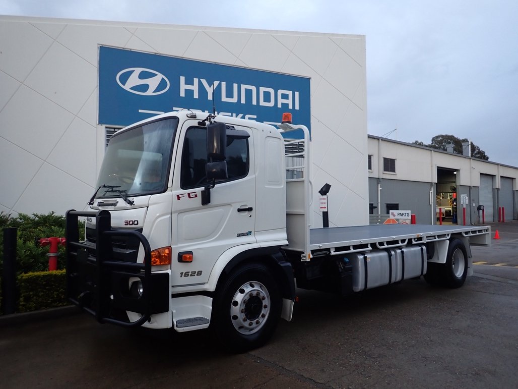 2017 Hino Fg 1628