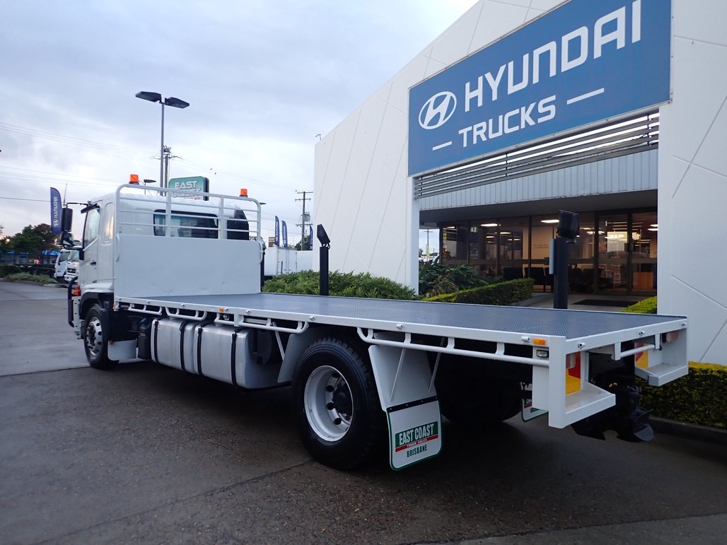 2017 Hino Fg 1628 image 3